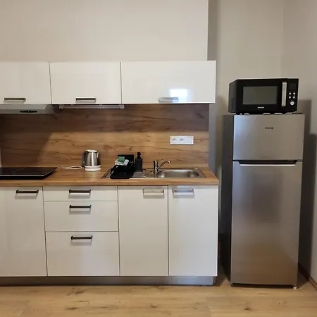 Center - Moderna Rimske Namesti Iv Apartmán *