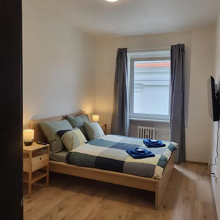 Apartment Center - Moderna Rimske Namesti Iv *