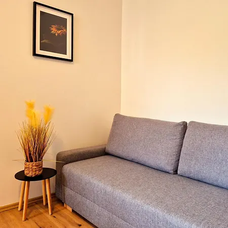 Apartment Center - Moderna Rimske Namesti Iv